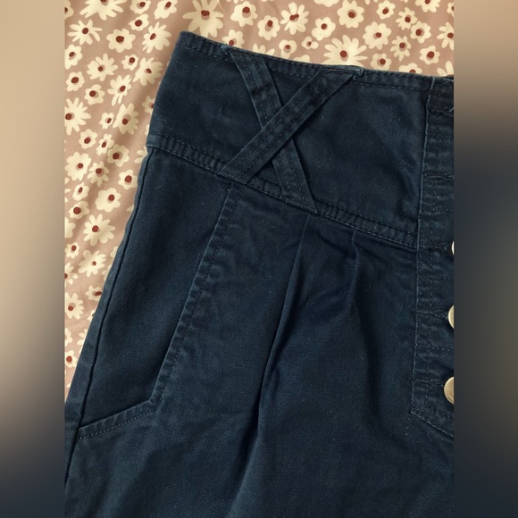 Silence & Noise high waisted navy blue skirt - Picture 4 of 12